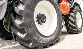 Neumaticos para vehículos agrícolas en Sevilla